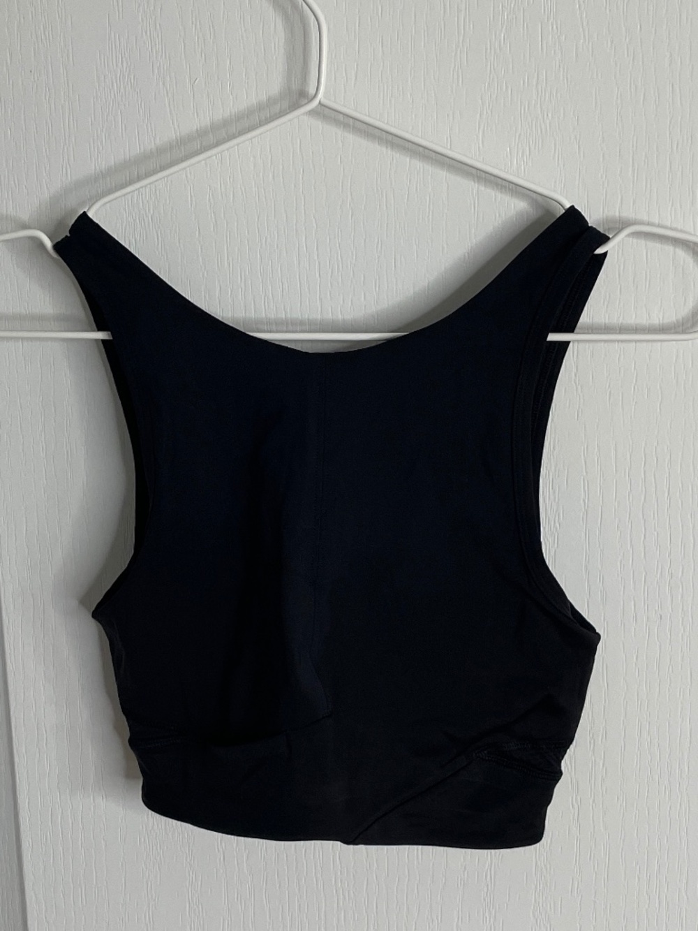 Lululemon High-Neck Sports Bra - Size 6